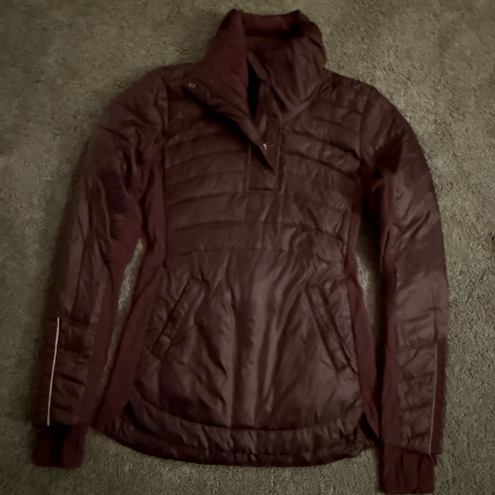 Lululemon Athletica Women's Puffer Jacket in Rich Mauve